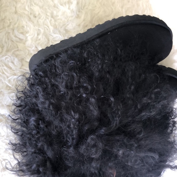 Ugg Women's Twinface Mongolian Sheepskin Cuff Boots - Picture 13 of 16